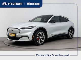 Ford Mustang Mach-E Extended AWD 98 kWh | SOH 98% | panorama dak | leder interieur | elektrische achterklep | stoelverwarming | stuurwiel verwarmt |