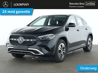 Mercedes-Benz GLA 250 e Plug-In Hybride Panorama Schuif-Kanteldak | Distronic | Sound system | Parkeerpakket met achteruitrijcamera | Stuur en Stoelverwarming. Inclusief 24 maanden MB Certified garantie voor Europa.