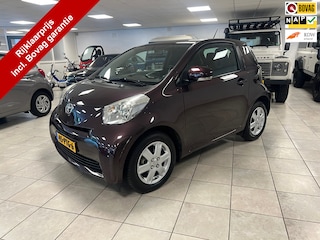 Toyota iQ 1.0 VVTi Comfort Half leder, Navigatie, Stoelverwarming. Prijs is rijklaar Incl. 6 maanden Bovag garantie.
