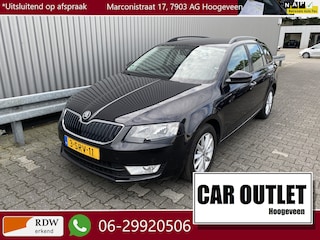 Skoda Octavia Combi 1.2 TSI Greentech Ambition Businessline Leer, Clima, Navi, CC, PDC, LM, nw. APK – Inruil Mogelijk –