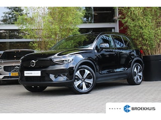 Volvo XC40 Recharge Core 70 kWh | Trekhaak | Camera | Stuur/stoelverwarming