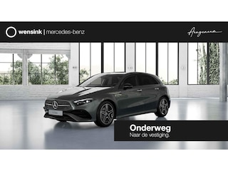 Mercedes-Benz A-klasse 180 Business Solution AMG | Panoramaschuifdak | Premium Plus | Head-Up | MULTIBEAM LED | Dodehoekassistent | 18 inch AMG-velgen |