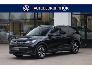 Volkswagen Tiguan 1.5 eTSI Life Edition area view rondom zicht wegklapbare trekhaak 60 mnd 100.000km garantie stoel & stuurwielverwarming ambiente verlichting navigatie privacy glas 4 seizoenen banden side assist park assist plus