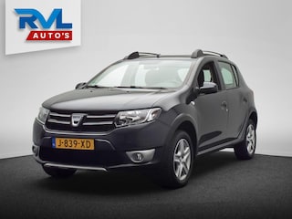 Dacia Sandero 0.9 TCe Stepway Automaat Trekhaak Navigatie Camera Airconditioning Cruise-control