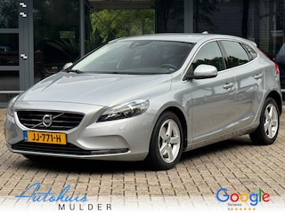 Volvo V40 2.0 T2 Momentum Xenon/Navigatie/Stoelverwarming/PDC