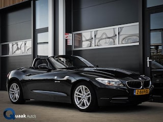 BMW Z4 Roadster sDrive18i | LEDER | STOEL&STUURVERW. | XENON | PDC V+A | NAVI | COMPLETE HISTORIE