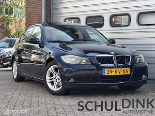 BMW 320i Dynamic NIEUWE KETTING|AIRCO|CRUISE CONTROLE