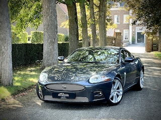 Jaguar XK 4.2 V8 Coupé / YOUNGTIMER / FULL SERVICE FILE