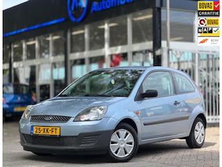 Ford Fiesta 1.3 Airco Nieuwe APK 92.000km 2e eigenaar Boekjes Topstaat Rijdt en schakelt perfect