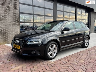 Audi A3 Sportback 1.8 TFSI Attraction Business Edition | Leer | Trekhaak | Cruise |