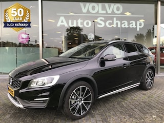 Volvo V60 2.0 D4 Polar+ Luxury Automaat | Rijklaar incl garantie | Schuifdak Standkachel Trekhaak Donker glas