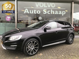 Volvo V60 2.0 D4 Polar+ Luxury Automaat | Rijklaar incl garantie | Schuifdak Standkachel Trekhaak Donker glas