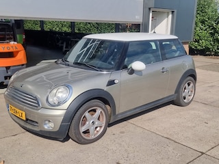 Mini Cooper 1.6 2X opknapper