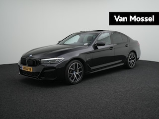 BMW 530e Business Edition Plus | BMW Connected Pack Professional | M Sportpakket | M Aerodynamicapakket | Ambiance verlichting | Elektrisch bediend glazen schuif-/kanteldak |