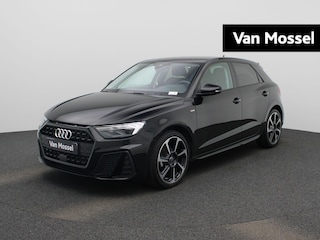 Audi A1 Sportback 25 TFSI S edition l Adaptive cruise control l Apple Carplay / Android Auto l Stoelverwarming voorin l Privacy glas l Optiekpakket zwart l Autom. airconditioning 2 zones l Audi sound system l Audi virtual cockpit