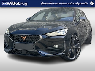 Cupra Leon 1.4 e-Hybrid 245PK VZ Performance / Achteruitrijcamera / Full-LED / Stuur + Stoelverwarming / Verwarmbare Voorruit / Keyless Entry-Go
