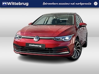 Volkswagen Golf 1.5 eTSI 150PK Style / Panoramadak / Head-Up Display / Achteruitrijcamera / Memory Seat / Stuur + Stoelverwarming / LED-Plus