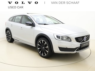 Volvo V60 T5 245pk Automaat Polar+ / 19'' Bor / Schuif-/kanteldak / El. Stpelen / Dubbel glas / Afn. Trekhaak / Kinderzitjes / H&K Audio / Keyless / Stoel + stuurw. verwarming / PDC + CAM / ACC / BLIS /