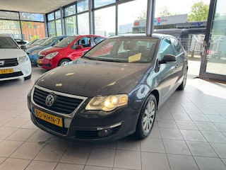 Volkswagen Passat 1.4 TSI Comfortline APK 1-26 NAVI CAMERA BJ 2009 !!!