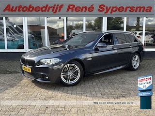 BMW 5-serie Touring 520i Executive | M-Pakket | Elektrische Trekhaak | Automaat | Groot Navi