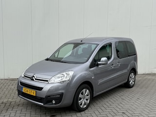 Citroën Berlingo 1.6 VTi Rolstoelauto 3+1 of 5+0 - Slechts 13.000 km !! - Nieuwstaat - 1e Eigenaar - Rolstoelvervoer
