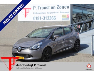 Renault Clio 1.2 Collection *Meeneemprijs*APK t/m 11-04-2026/Navigatie/Cruise control/Bluetooth/Airco/17'' Lichtmetalen velgen.