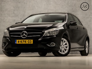 Mercedes-Benz A-klasse 180 CDI Sport (NAVIGATIE, LEDER, STOELVERWARMING, BLUETOOTH, SPORTSTOELEN, PARKEERSENSOREN, ZWART HEMEL, NIEUWSTAAT)
