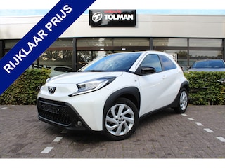 Toyota Aygo 1.0 VVT-i MT First | Rijklaar | Stoelverw. | Clima | Privacyglass | Apple/Android | LED | Adaptive cruise