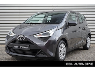 Toyota Aygo 1.0 VVT-i x-play / Nederlandse Auto / Eerste eigenaar / Airco / Apple Carplay / Android Auto / Parkeercamera / Electrische ramen /