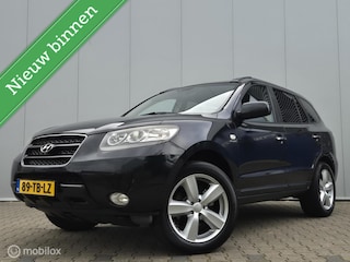 Hyundai Santa Fe 2.7i V6 4WD ACTIVE 7P AUTOMAAT/LEDER/19''LMV/7 PERSOONS