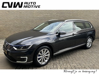 Volkswagen Passat Variant 1.4 TSI 218pk GTE | Adaptieve cruise | Alcantara bekleding | Trekhaak | Apple CarPlay | LED | Stoelverwarming |