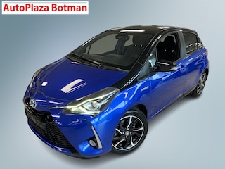 Toyota Yaris 1.5 Hybrid Bi-Tone Edition