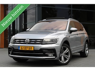 Volkswagen Tiguan 1.5TSI ACT Automaat R-Line | ACC | Pano | Trekhaak