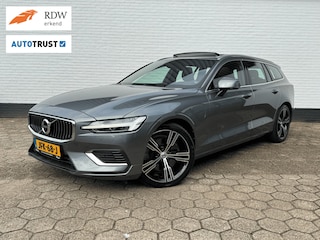 Volvo V60 2.0 T6 Twin Engine AWD Inscription l PANODAK l H&K