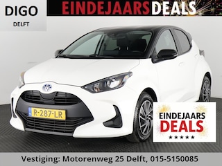 Toyota Yaris 1.5 HYB 1e EIG GARANTIE TOT 11-2032* BLACK & WHITE BIJNA 2023. CLOUD NAVI.CLIMA.CRUISE