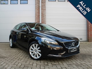 Volvo V40 1.6 T4 Momentum Automaat/N.a.p./Dealer onderhouden