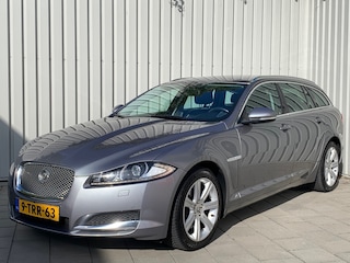 Jaguar XF Sportbrake 2.2D Business Edition|Automaat|Navigatie|leder|