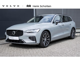 Volvo V60 T6 Plug-in hybrid AWD Plus Dark | Google Navigatie | Moritz lederen interieur | Elektrische stoelen voor met memory | Harman Kardon premium Sound | Parkeercamera | Adaptive Cruise Control | BLIS | Keyless |