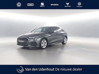 Audi A3 Sportback 35 TFSI 150pk S edition S-Tronic / Navigatie / Adaptive Cruise Control / Parkeersensoren