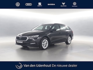 Skoda Octavia Combi 1.4 TSI iV PHEV Business Edition DSG / Navigatie / Cruise Control / Parkeersensoren
