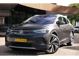 Volkswagen ID.4 First 77 kWh/ACC/Camera/Winterpakket/Trekhaak/1e Eigenaar
