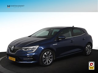 Renault Mégane 1.3 TCe Business Edition One 140pk|Bose|Leder|Stoelverwarming|Camera|LED|17"