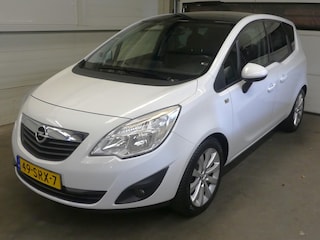Opel Meriva 1.4 Turbo Cosmo - Navigatie - Trekhaak - Netjes Onderhouden