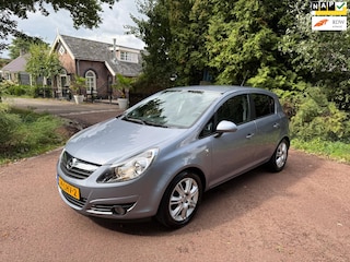 Opel Corsa 1.4-16V Edition Airco / Cruise control / NAP / Boekjes / Apk