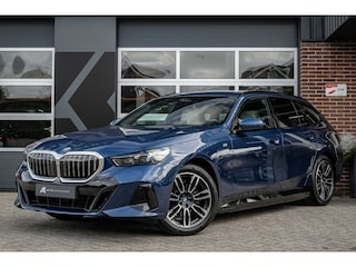 BMW 530e xDrive M Sport | Driving Ass. Plus | Keyless | Leder | H/K | Camera | Trekhaak | Adapt. led |