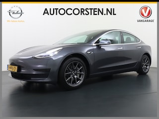 Tesla Model 3 RWD SR+ 60kWh Trekhaak Af-Fabriek Leder Adaptieve Cruise Control Panoramadak Stoelverwarming Navi Ecc Autopilot Camera's Lmv Intel Atom® Wifi Keyless DAB Spotify Apple Music Tidal Bluetooth Premium Luidsprekers 1.000kg Trekvermogen 1e Eigenaar Origineel Nederlandse auto Garantie op Accu/Motor tot 29-06-2028/160.000km