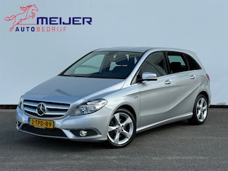 Mercedes-Benz B-klasse 180 Ambition Navigatie | Stoelverwarming | Sportvelgen | Clima | Cruise | Hoge zit !!