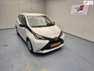 Toyota Aygo 1.0 VVT-i x-now Airco Cruise Control