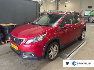 Peugeot 2008 1.2 PureTech Signature Automaat | Trekhaak| Navigatie | Parkeersensoren | DAB | Cruise Controle | Airco | Bestuurdersstoel in hoogte verstelbaar | Bluetooth telefoonvoorbereiding