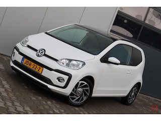 Volkswagen Up 1.0 TSI 90 PK Sound up! / Panoramadak / Airco / 1e eigenaar